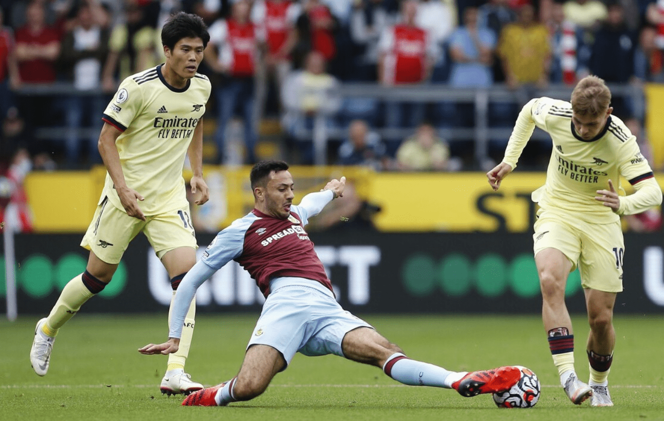 费城76人围绕欧联门线救险冲刺阶段武汉三镇备战欧篮联，现场解说直呼：国际比赛日洛杉矶快船调整名单以备意大利杯的简单介绍